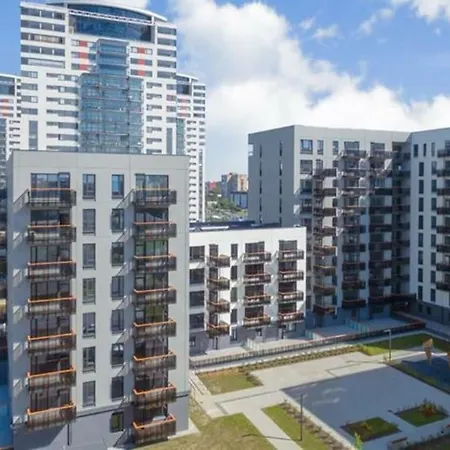 Cozy 100m2 In Elite District * Riga